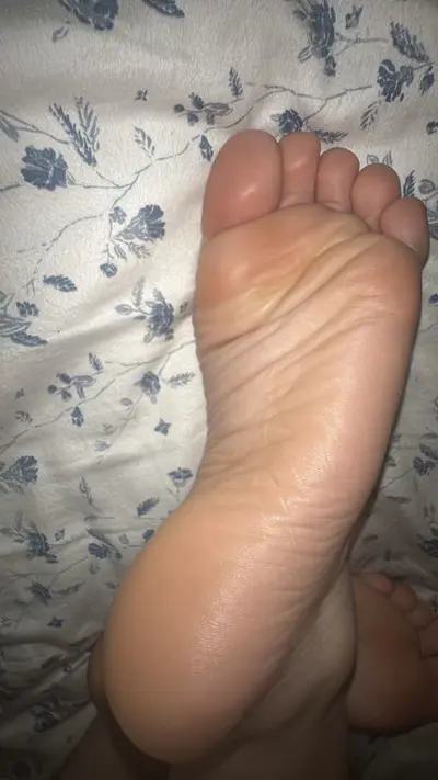 Random feet pics of my gf cover image