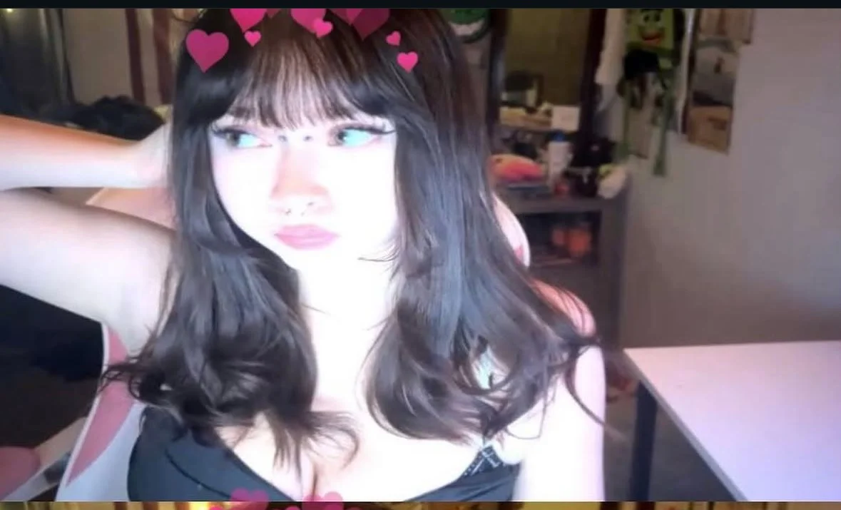 Pawg emo hoe I met online is slutty main image