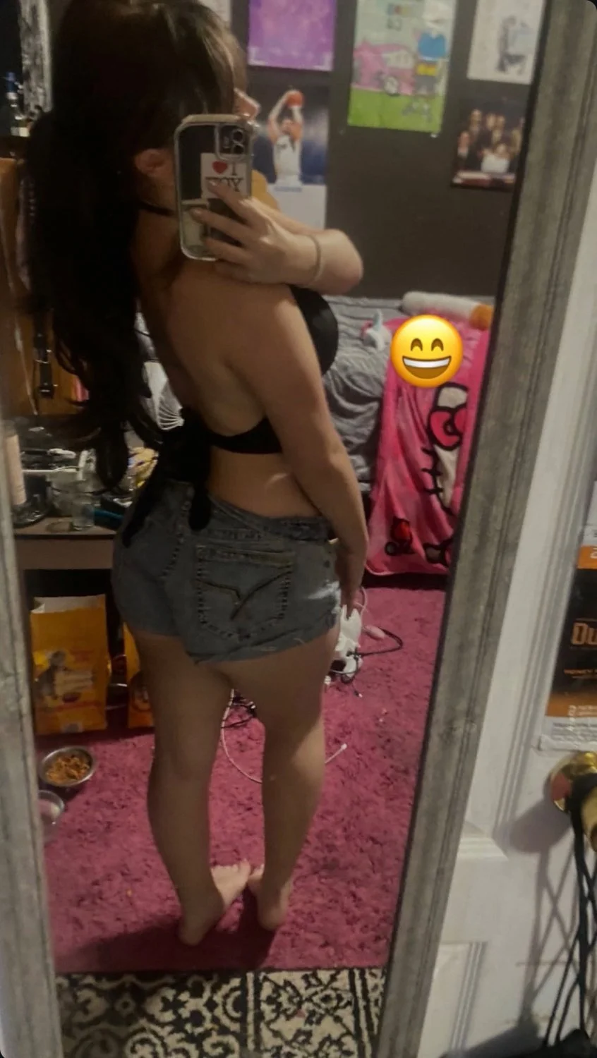 Pawg emo hoe I met online is slutty image 2