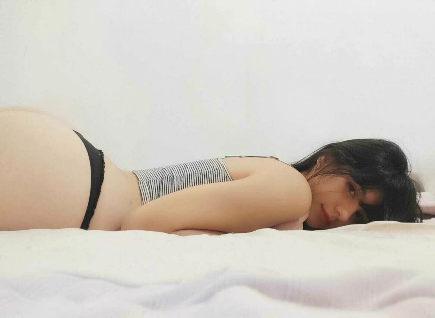 Flaca trolita tierna sexy culona blanquita ricas tetas nudes image 12