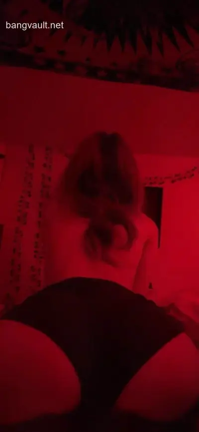 baddie slut slutty snowbunny white brunette leaked thick cover image
