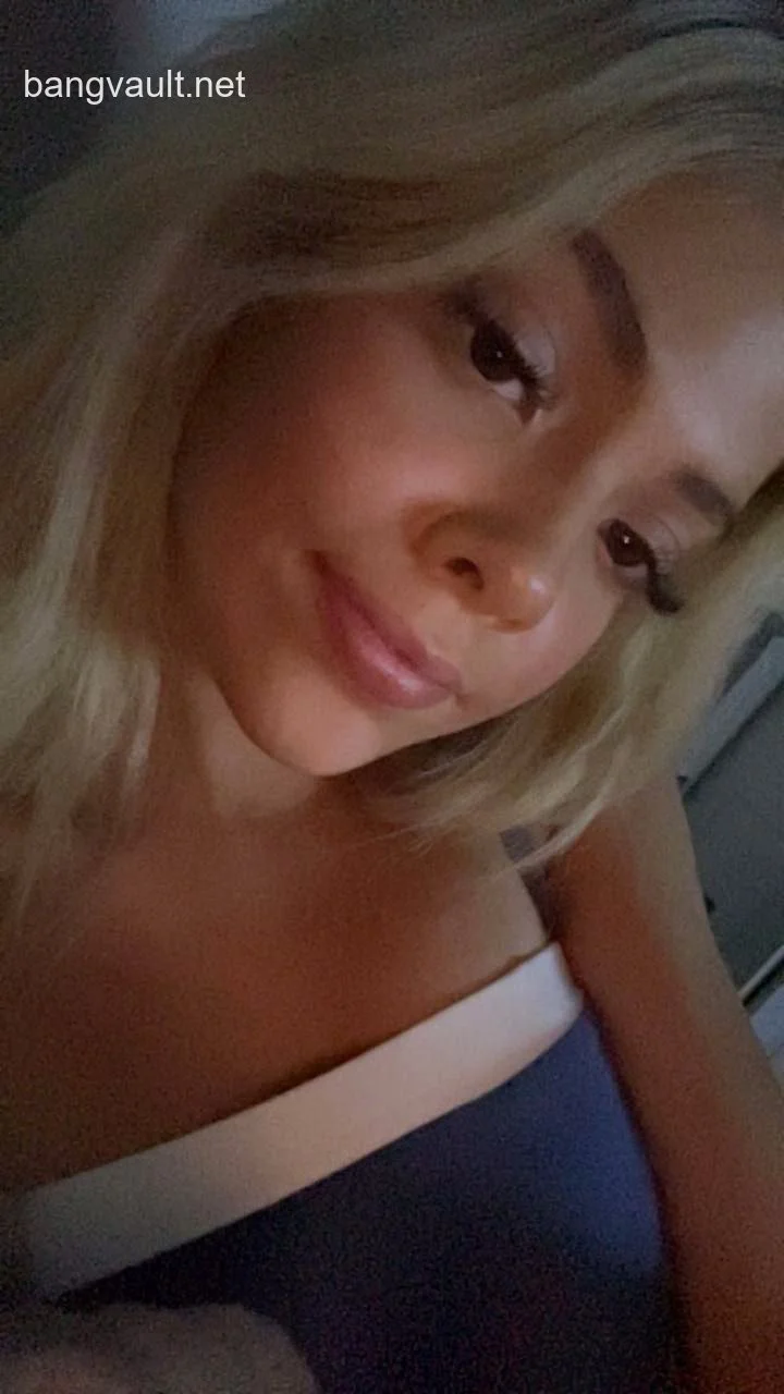 baddie slut slutty snowbunny white brunette leaked thick image 3