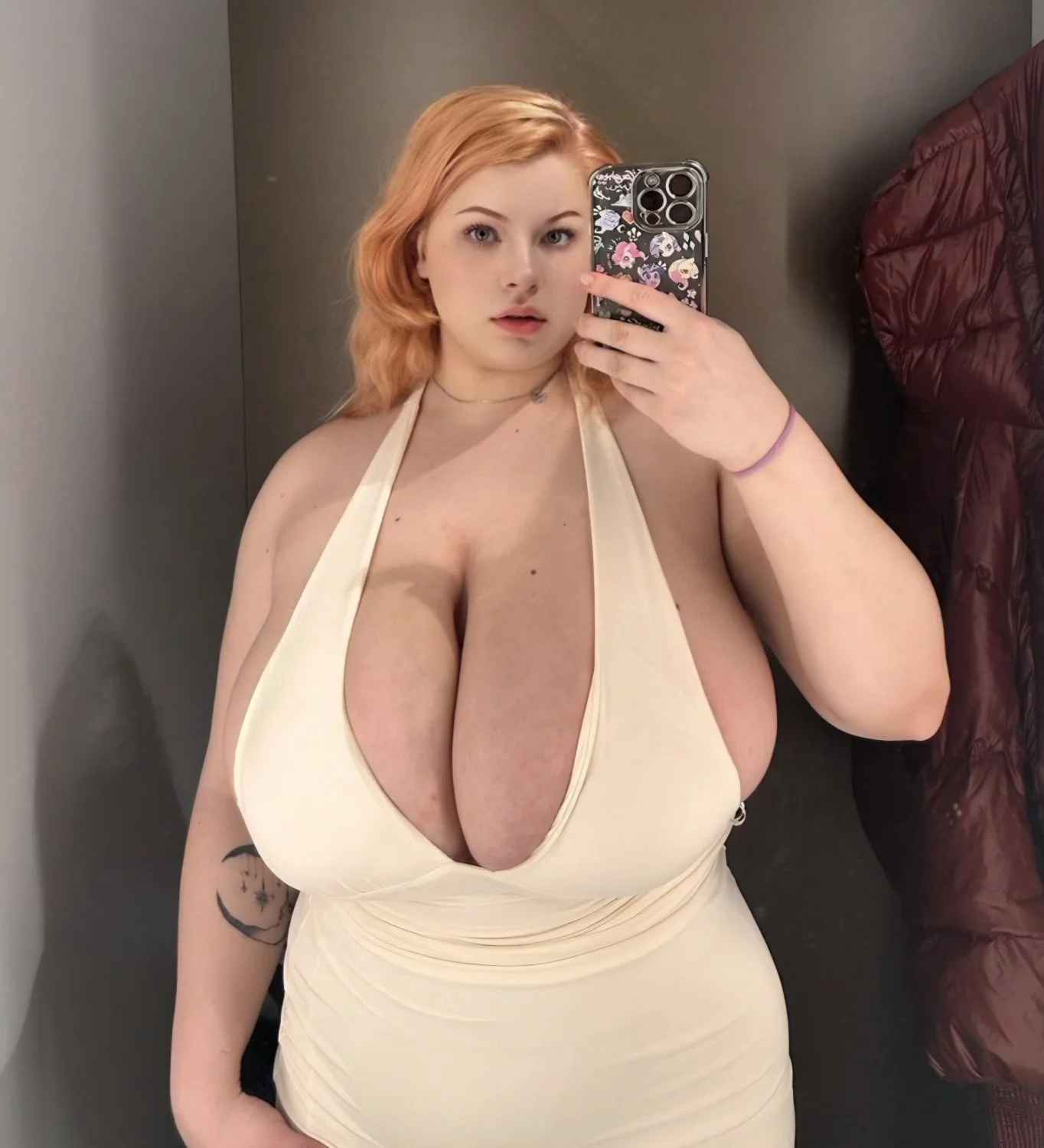 Huge Random Tits Pt 17 image 16
