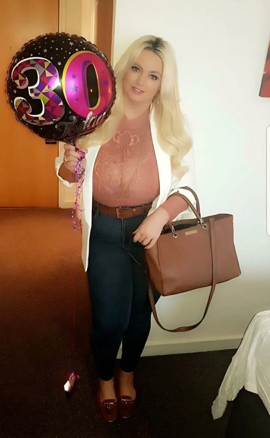 Huge Random Tits Pt 17 image 24