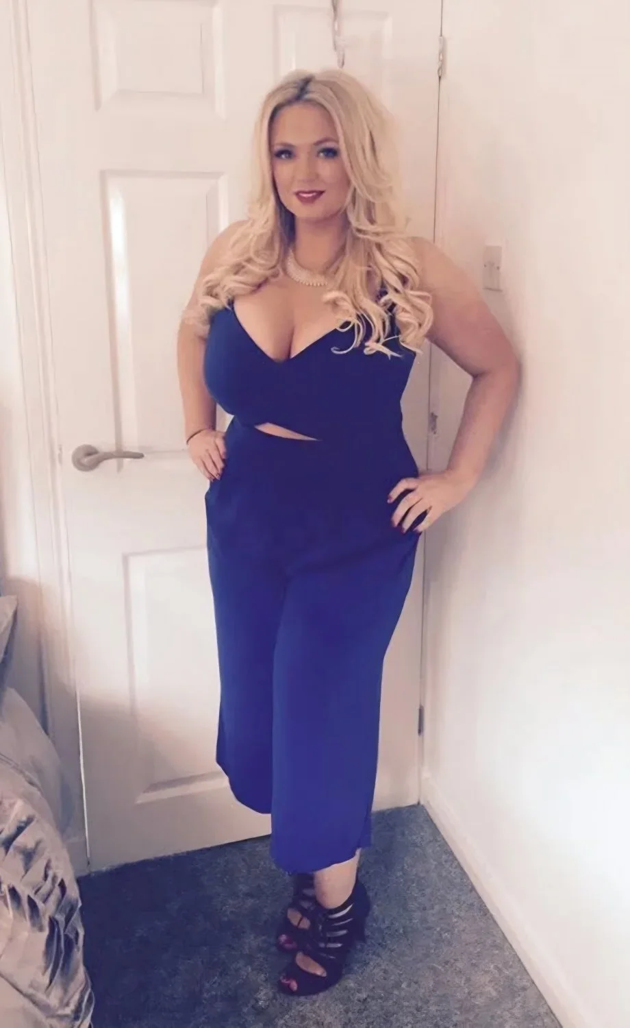Huge Random Tits Pt 17 image 27