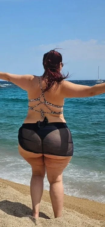 Best curvys on ig #2 image 13