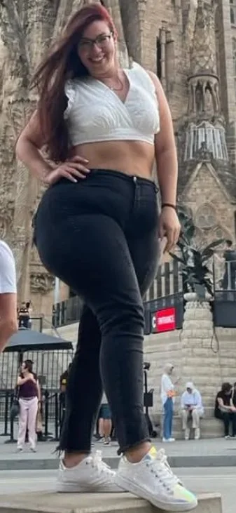 Best curvys on ig #2 image 17
