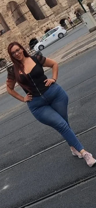 Best curvys on ig #2 image 18