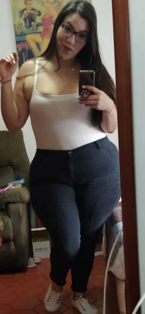 Best curvys on ig #2 image 30