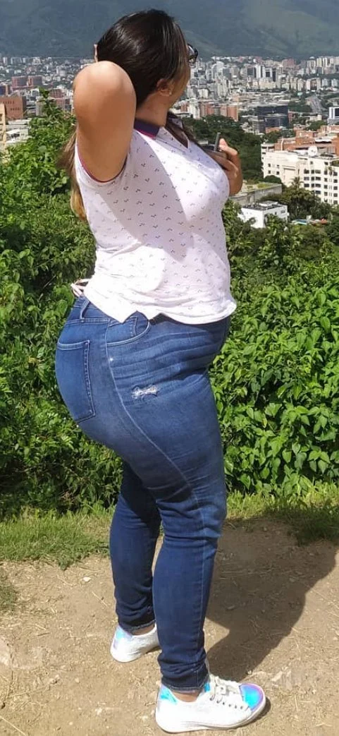 Best curvys on ig #2 image 47
