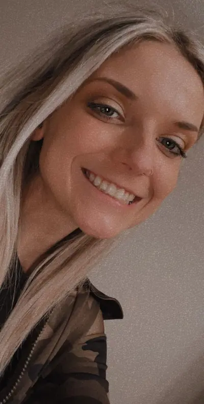 novinha loira caiu de boca na pica e teve os nudes vazados! novinha, vazou, vazados, vazada, amador cover image