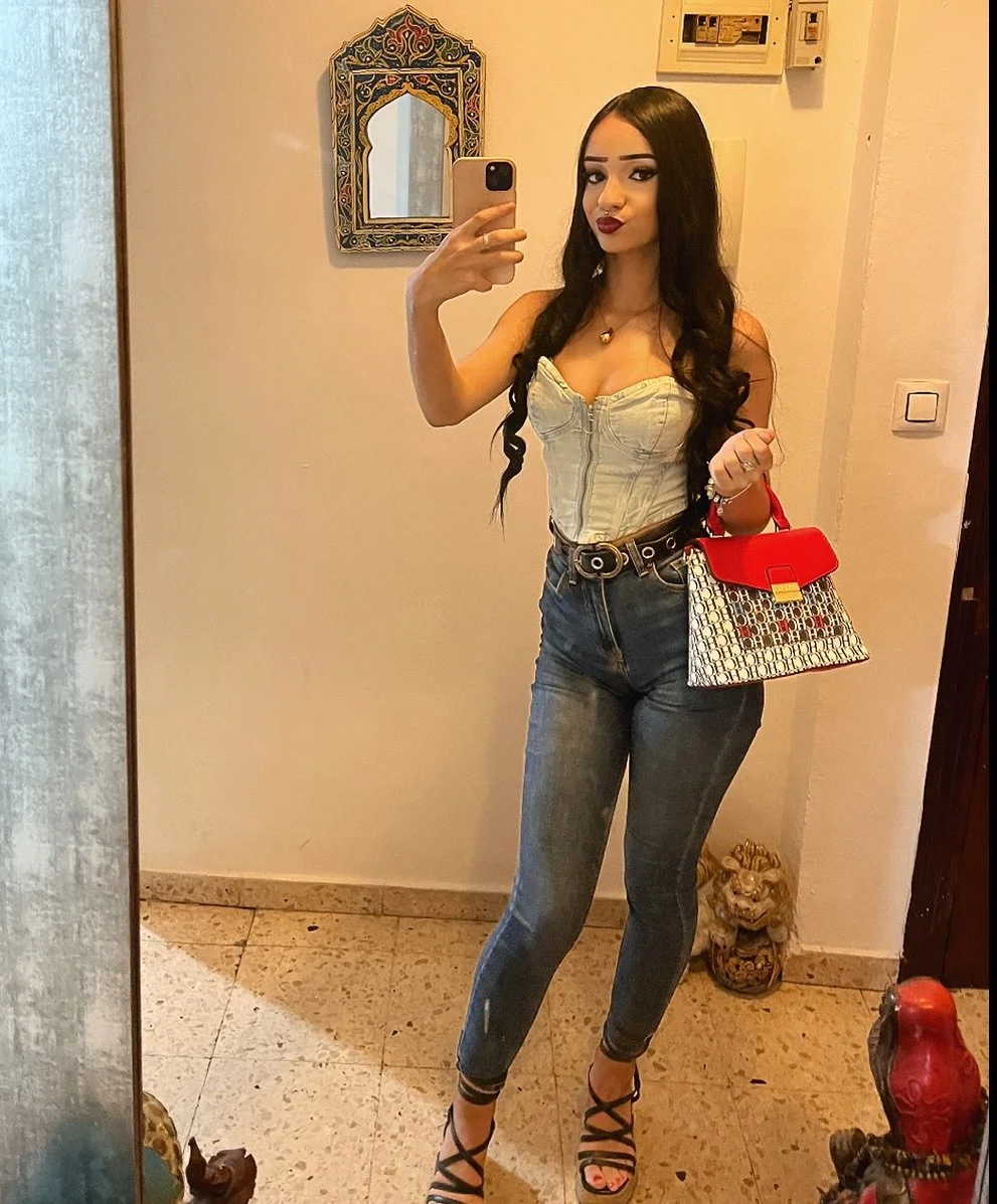 🥵🇪🇦 image 7