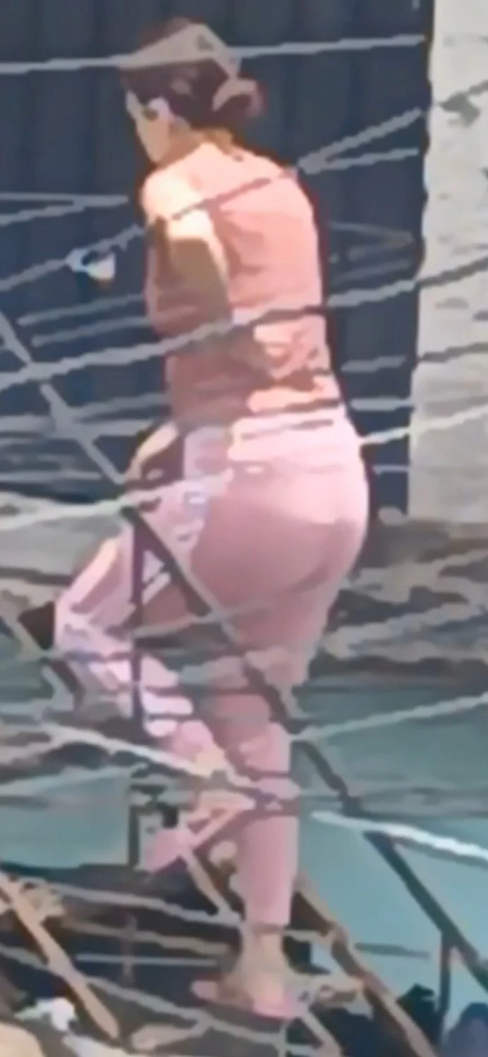 Espiando a La Puta Vecina🥵🍑. image 12