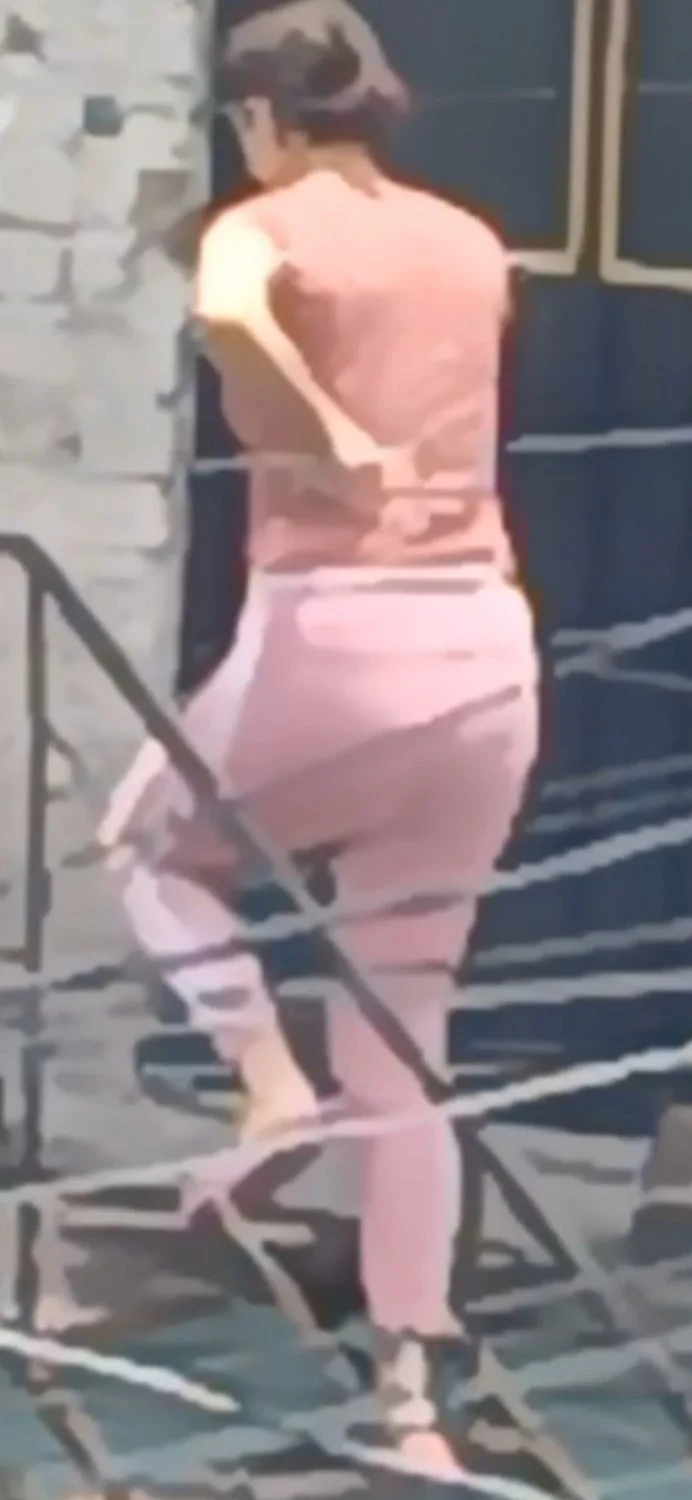 Espiando a La Puta Vecina🥵🍑. image 21