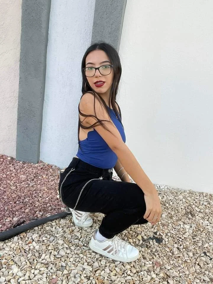 Miren la rica putita que me enviaron image 13