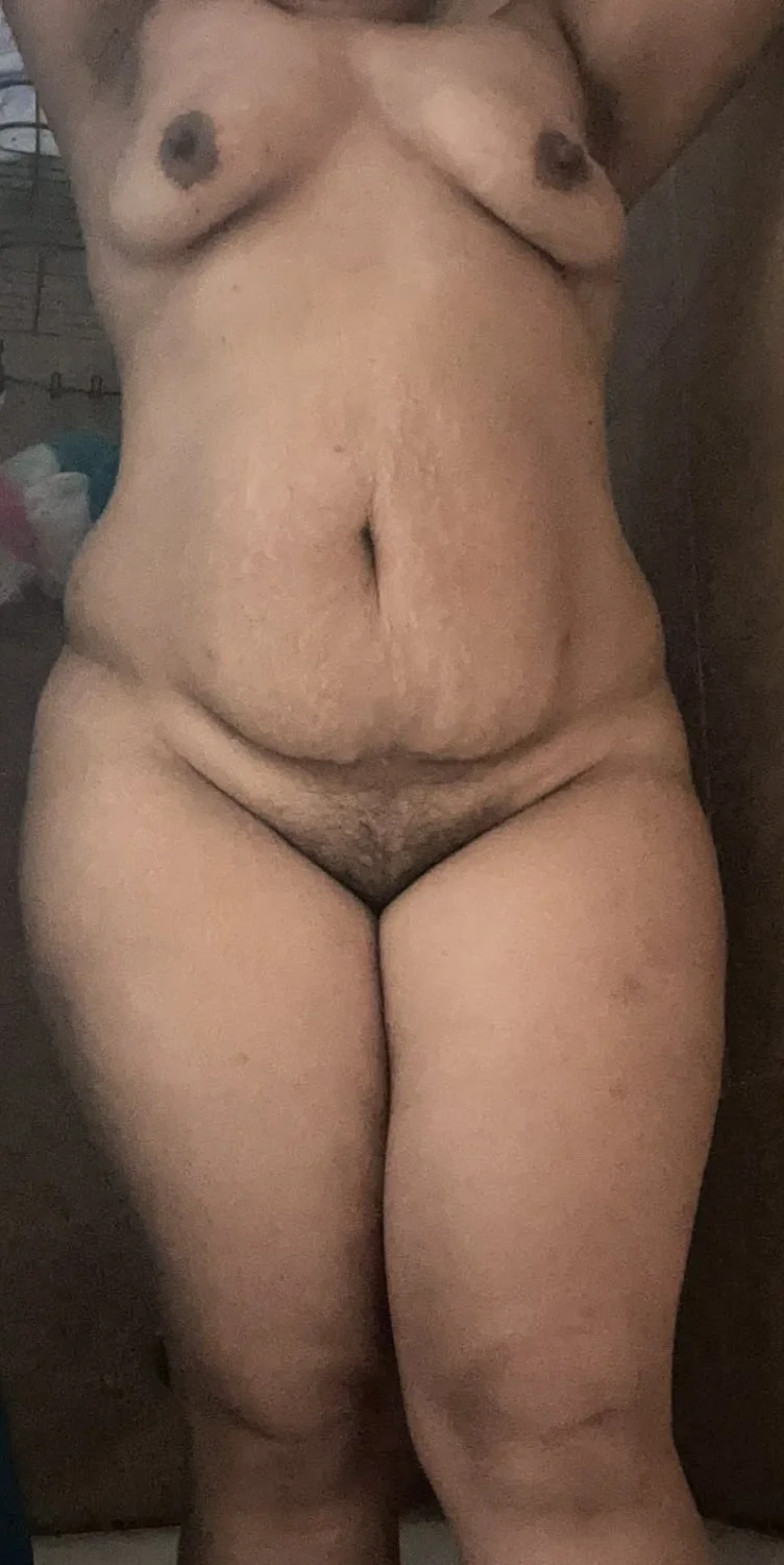 Fijian Milf 💦 image 6