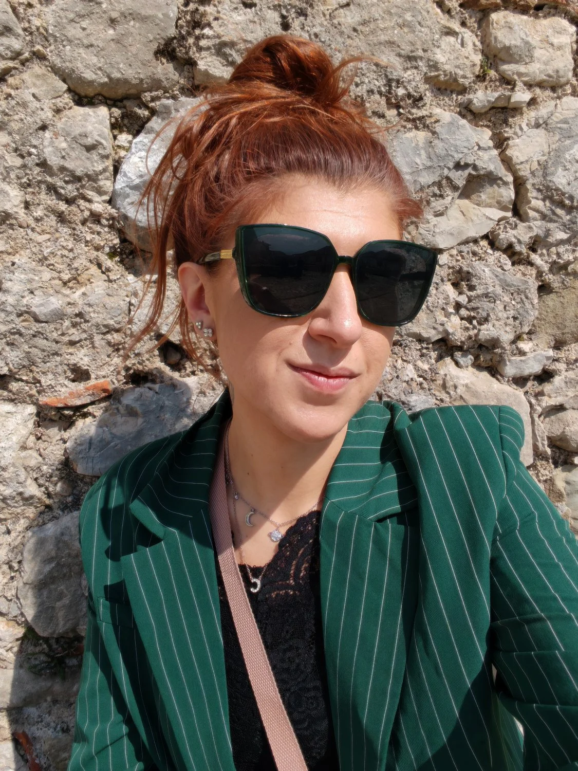 Coralie the french bitch part1 image 3