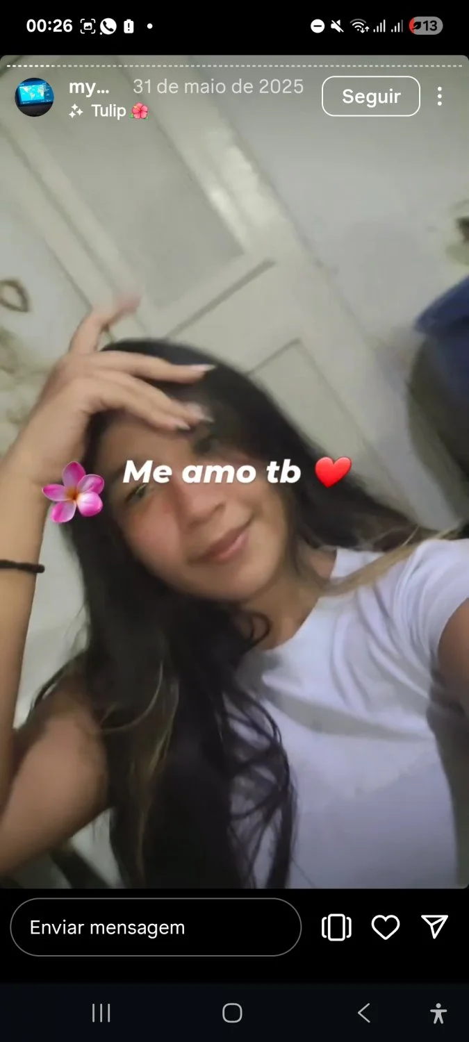 Eduarda do buzzcast de AM. Corno nem sabe q ela vende bct e faz chama kkk image 26