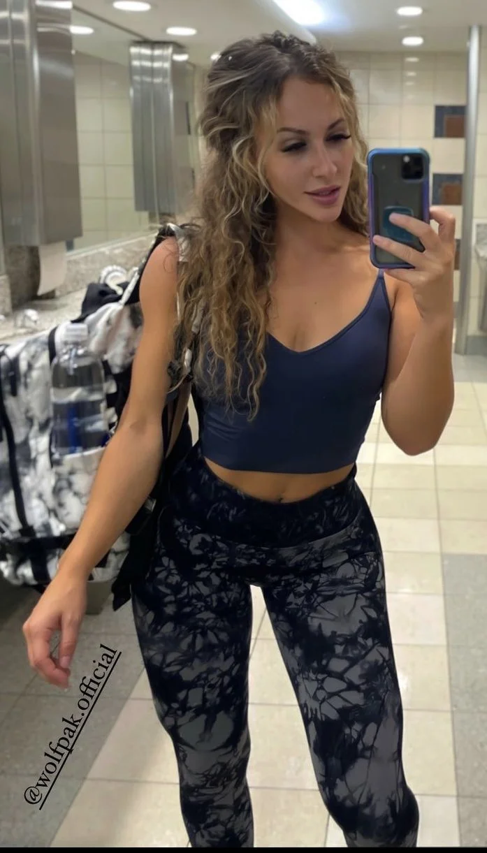 Fitness MILF Haley Bashlor image 18