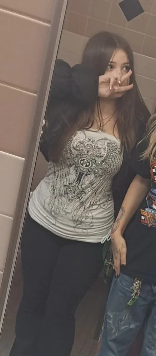 Can anyone tribute my Latina friend image 12