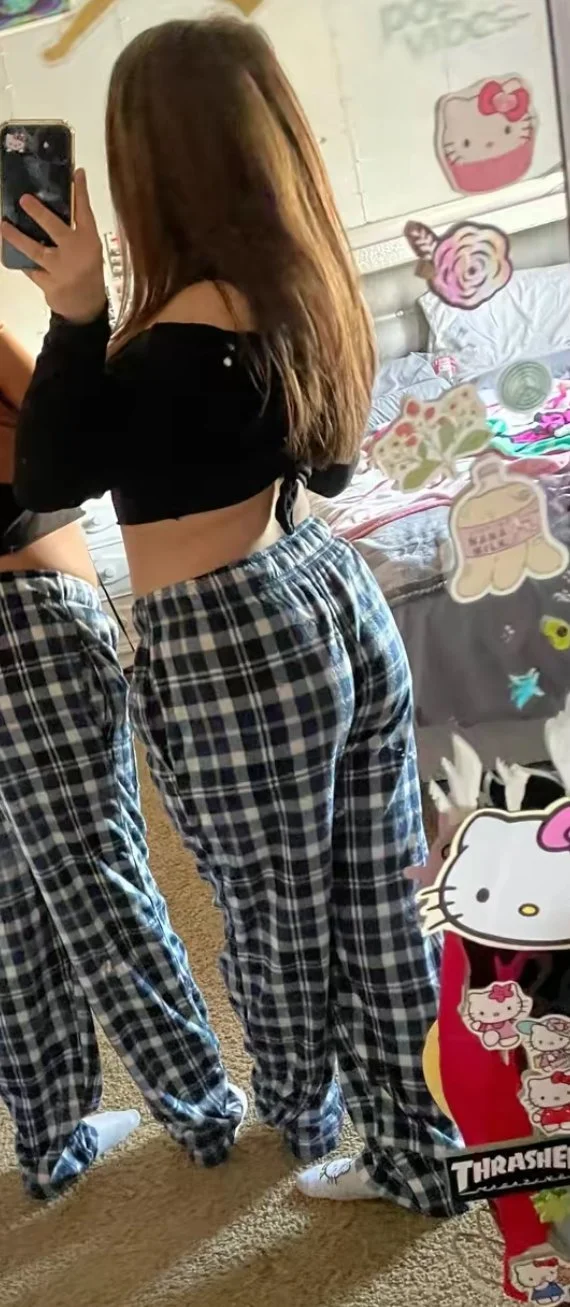 Can anyone tribute my Latina friend image 13