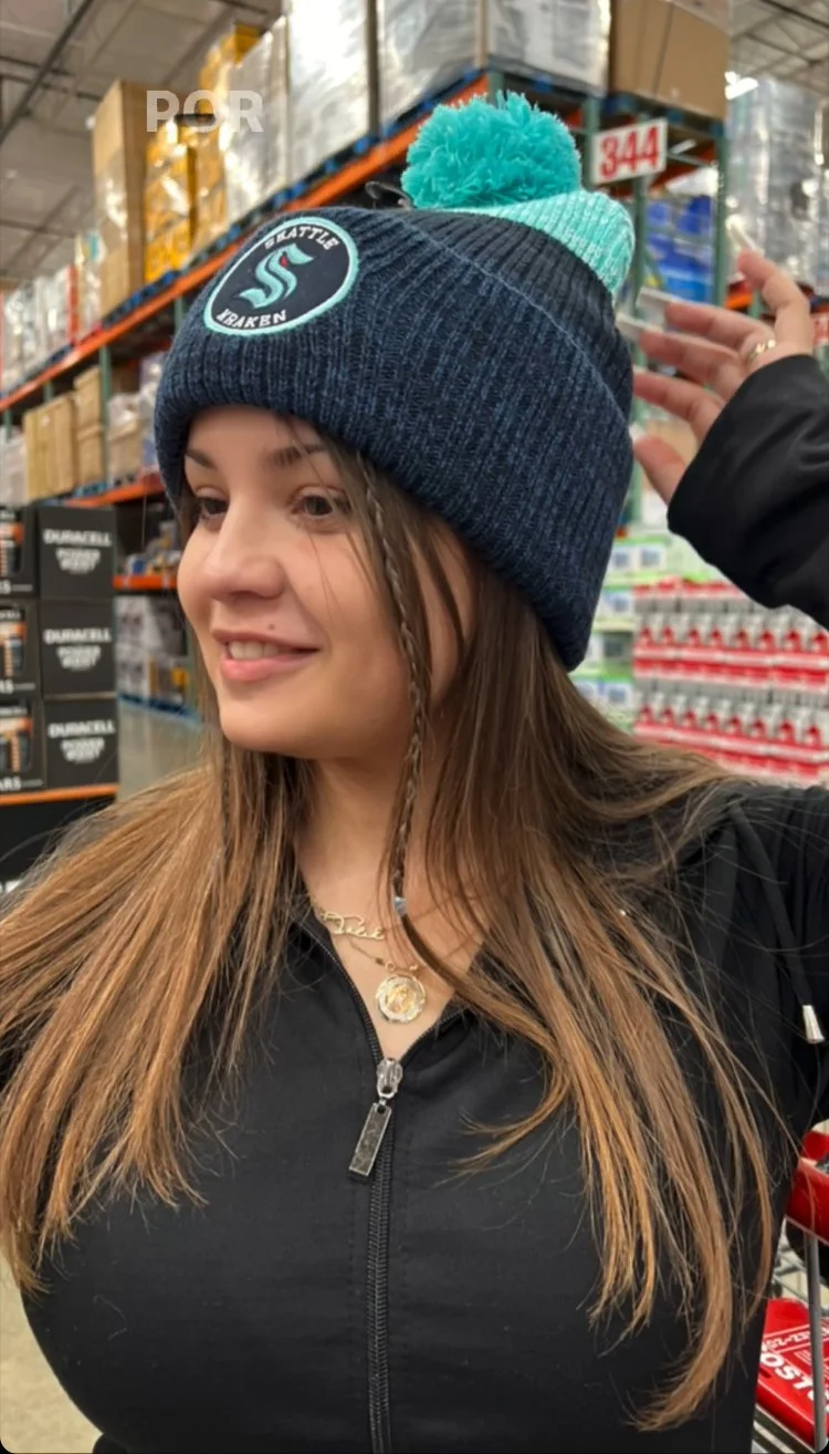Can anyone tribute my Latina friend image 19