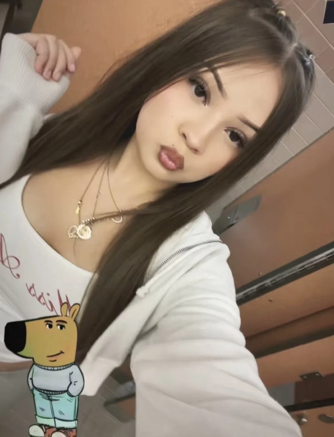 Can anyone tribute my Latina friend image 8