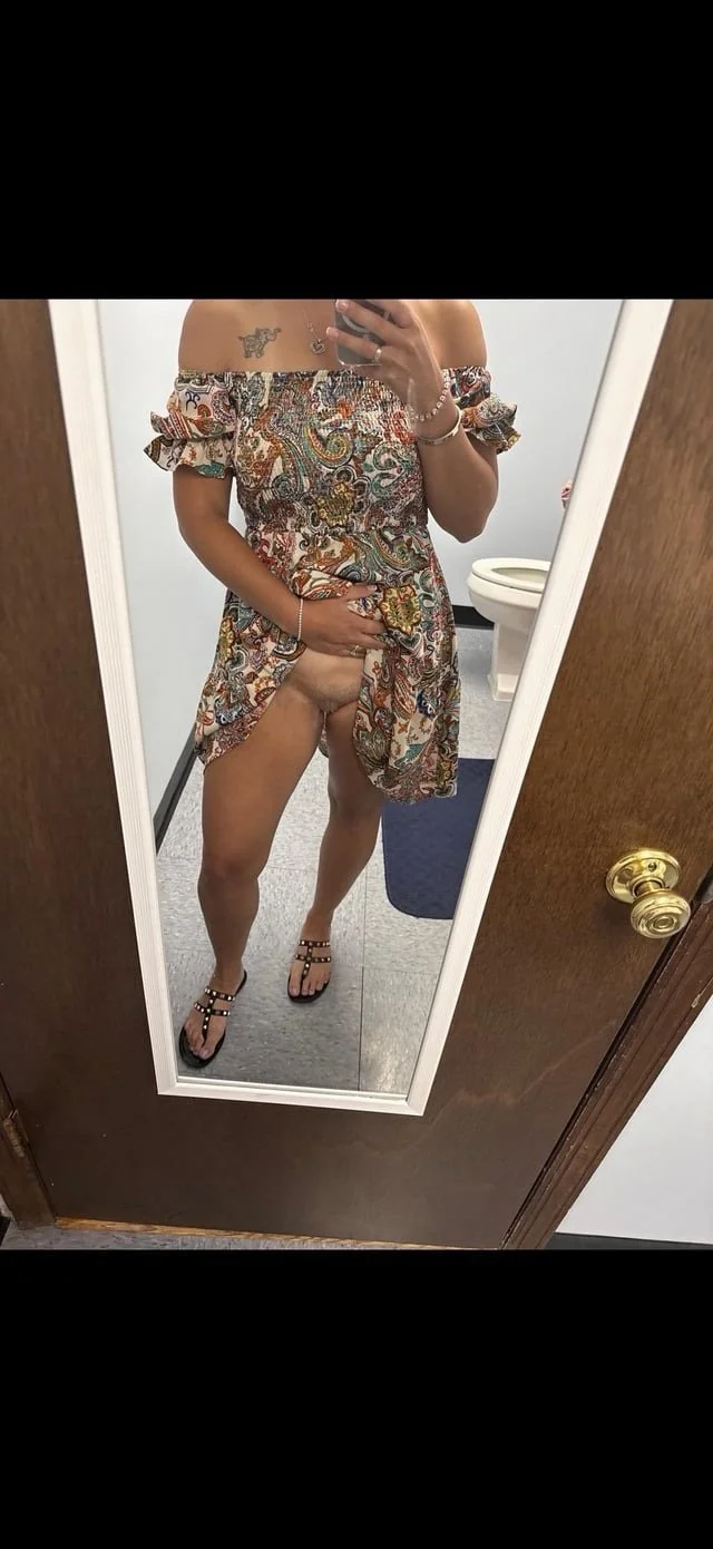 Perfect MILF Slut image 8