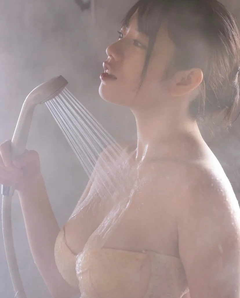 Sayo Eriguchi 江里口さよ Gravure image 32