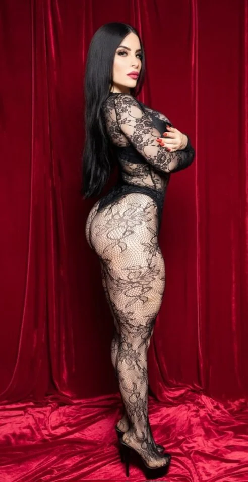 Emme mexicana culona instagram image 19