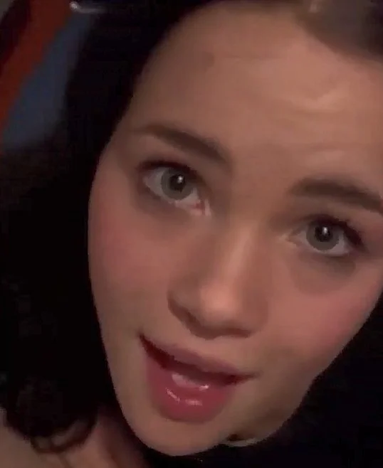 Slut teen girlfriend gives uninhibited blowjob on camera image 1