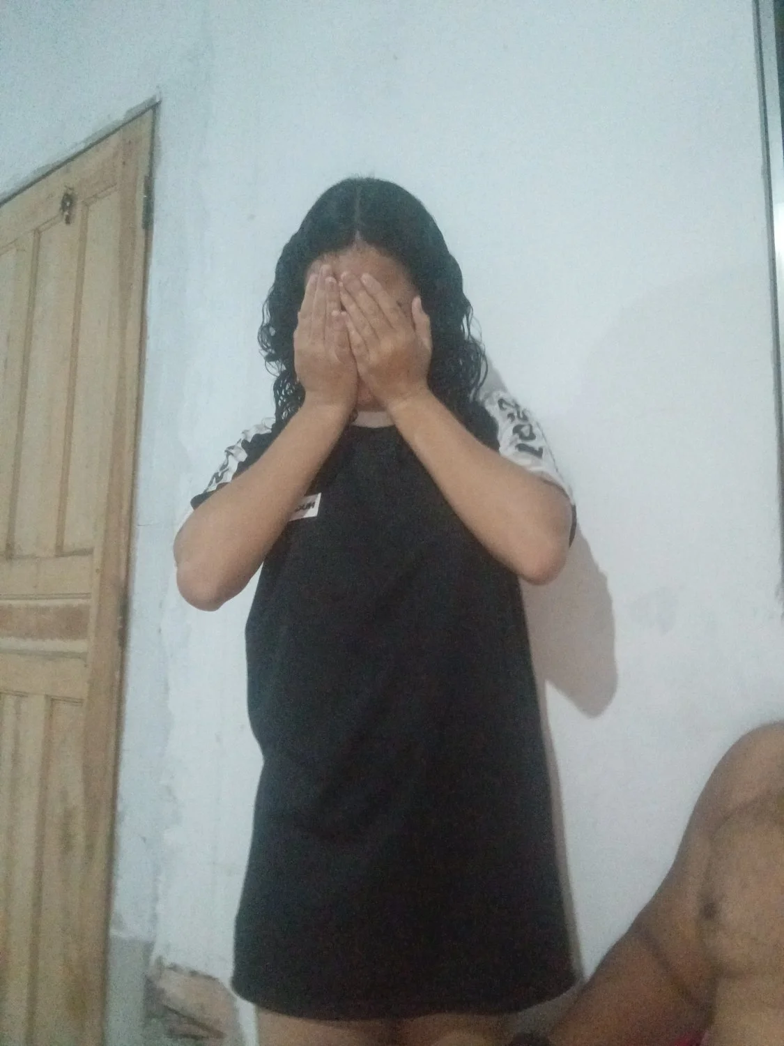 Enteada putinha bucetuda evangélica uma 😇 anja chegou do culto mostrando o bucetao 🩷 rosado 🤤🍆 image 10