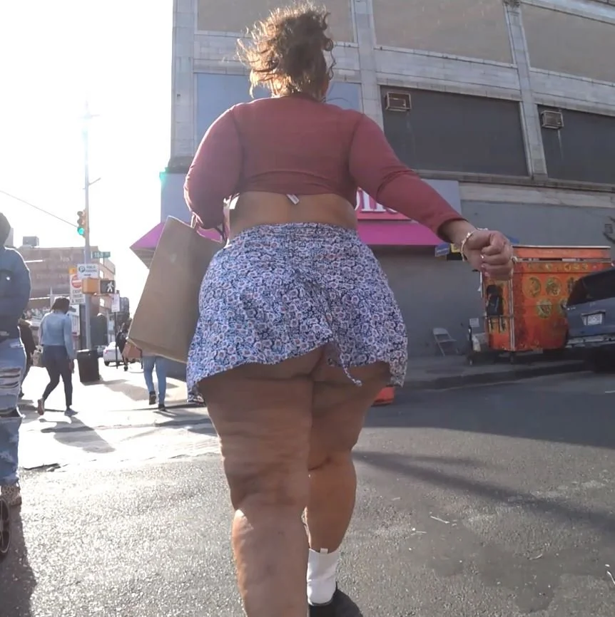 Mature ghetto pawg in hooker clothes show off image 22