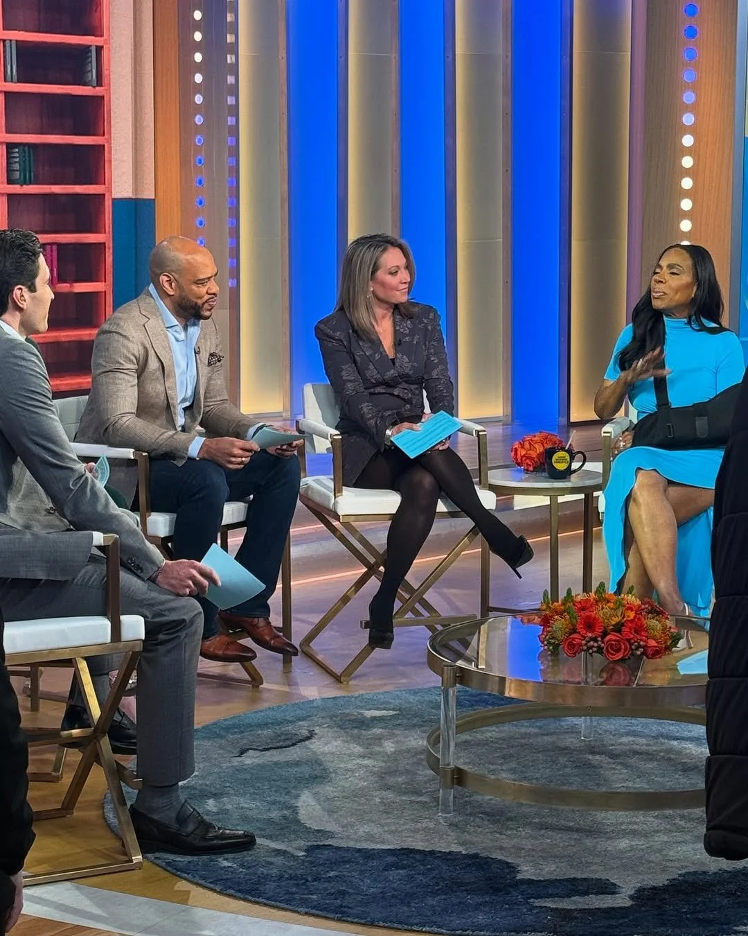 Ginger Zee Leg Zoom 4/12 image 2