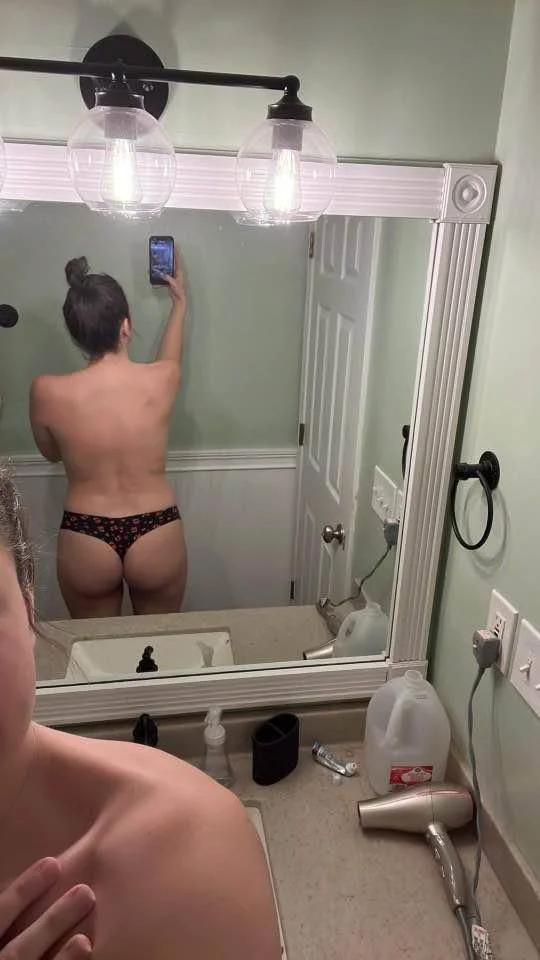 Sexy Texas MILF image 20