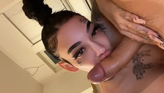Big booty trans from ATL main image