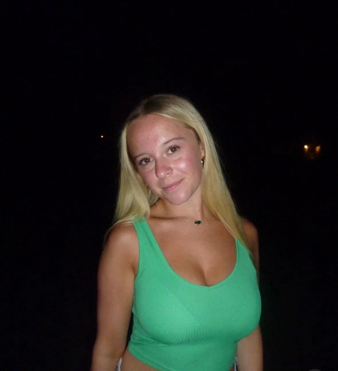 Webslut Maddy image 3