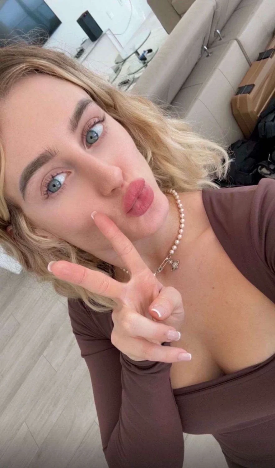 Cucks Slut main image
