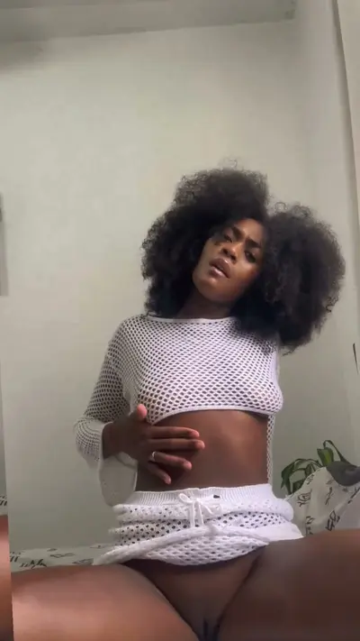 🔞 slutty small tits grinding nude wet pussy 💦🍑 Check my OF cover image