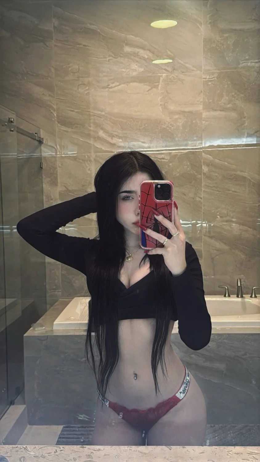 yamileth image 21