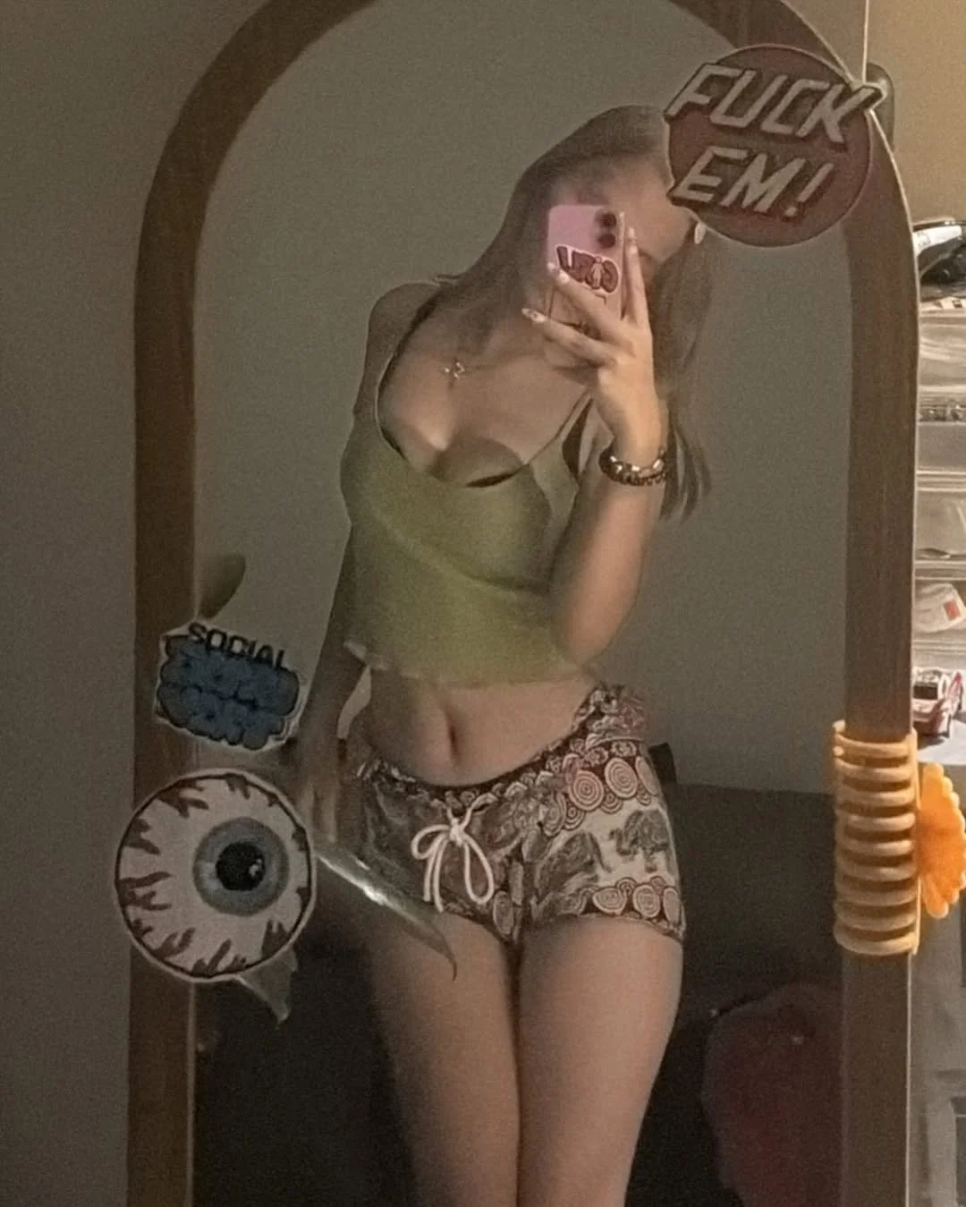 Super Sexy Thai Chick meenanz image 15