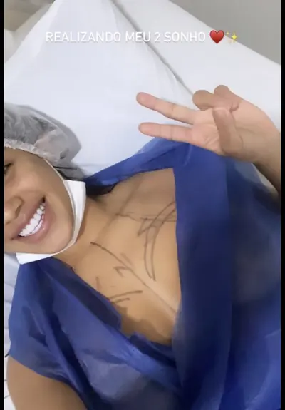NOVINHA PUTA DO INSTAGRAM cover image