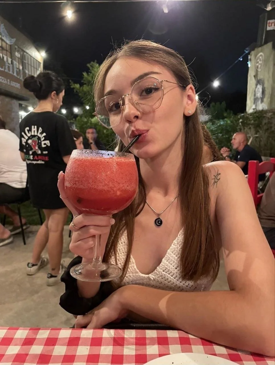 Novinha safada vazou mostrando tudo main image
