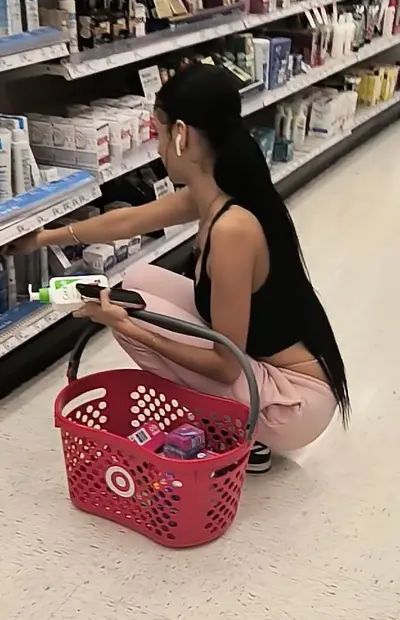 REAL AMATEUR LATINA cover image