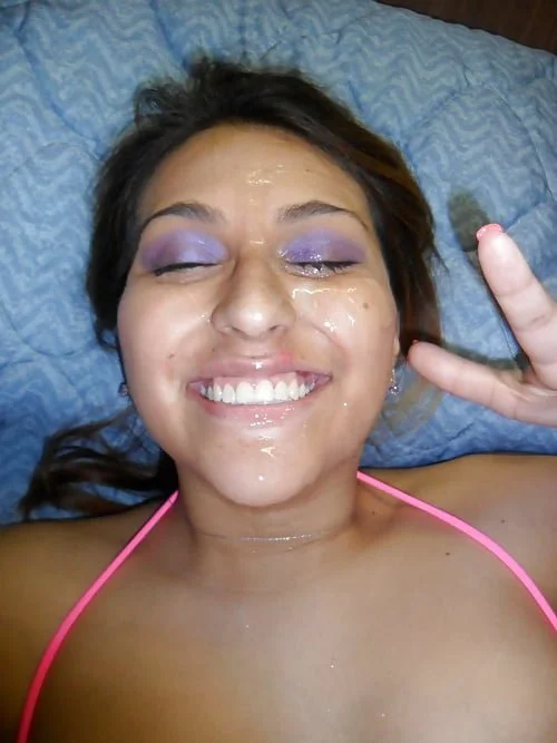 swapping cumsluts on tele image 3