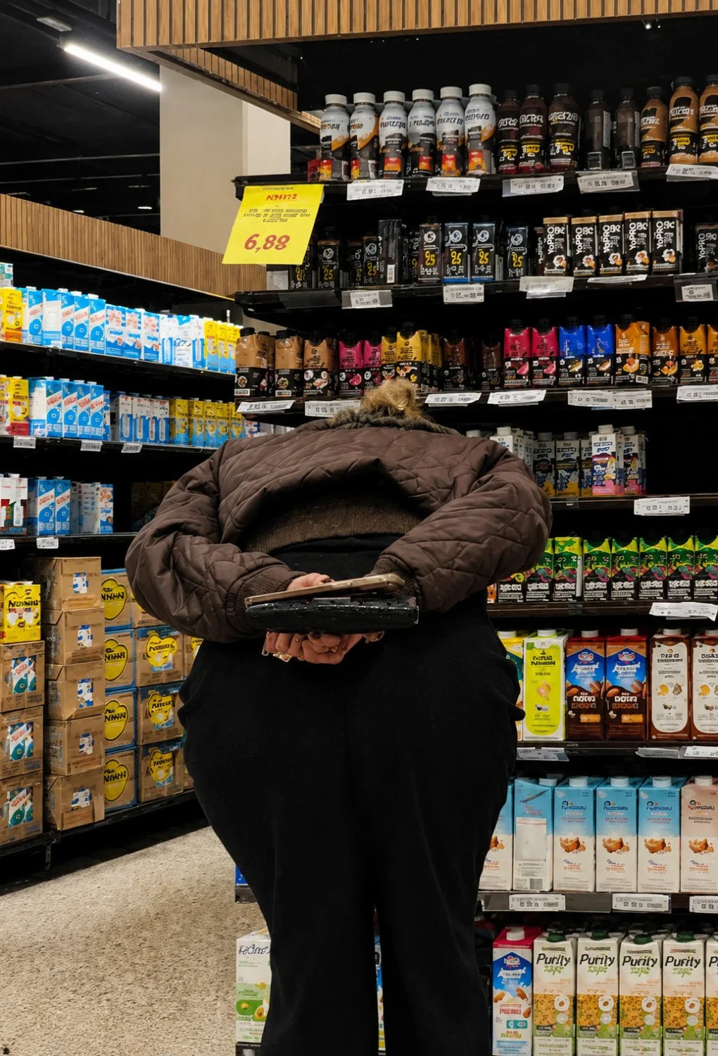 Ass in public 19 ( mature) main image