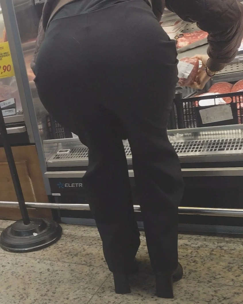 Ass in public 19 ( mature) image 19