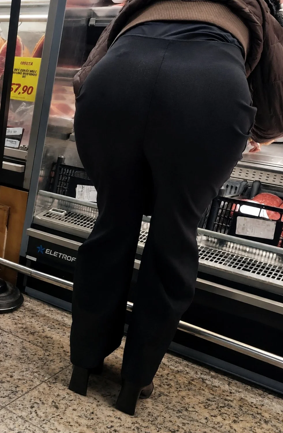 Ass in public 19 ( mature) image 6
