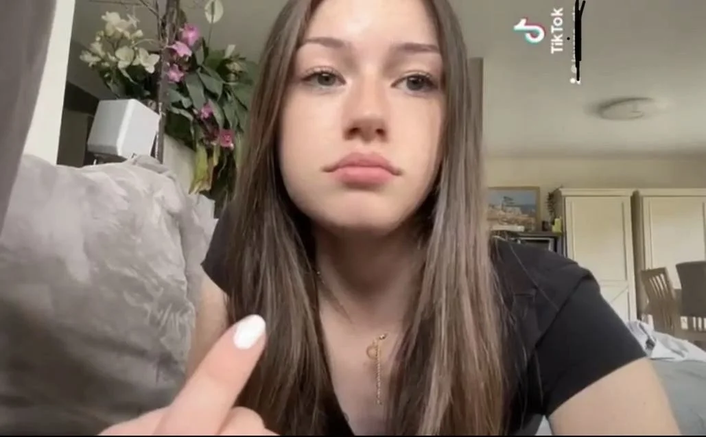 Cute cumslut teen for ur cock main image