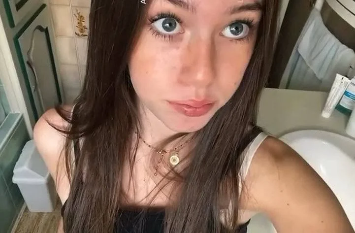Cute cumslut teen for ur cock image 2